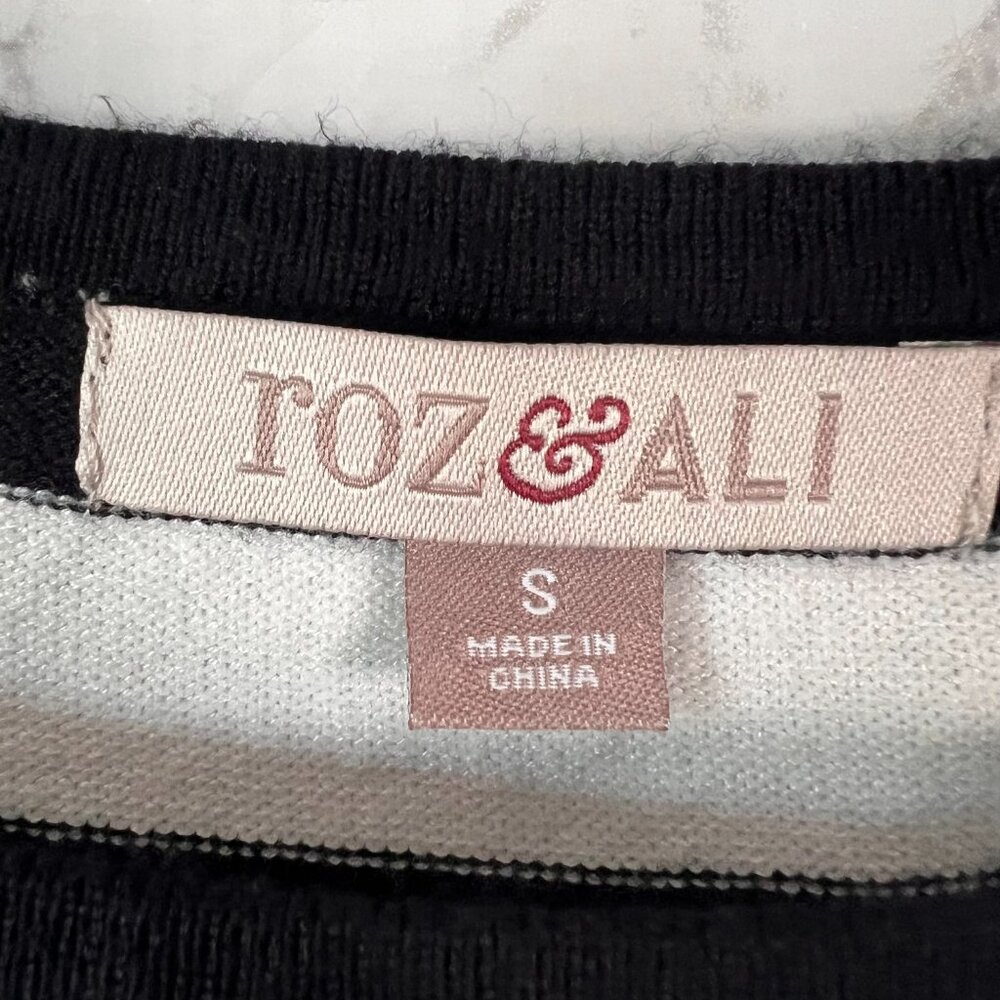 Roz & Ali Sweater Black/White‎ Stripe Size Small 3/4 Length Sleeves - Picture 3 of 5